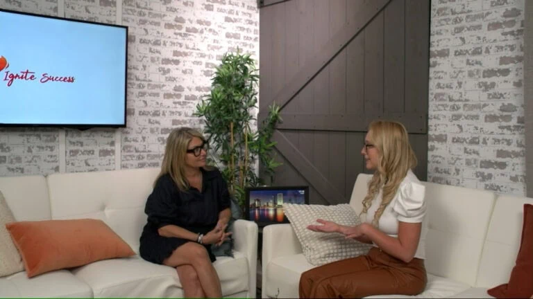 “Ignite Success” with Hannah Lee of Synovial Marketing